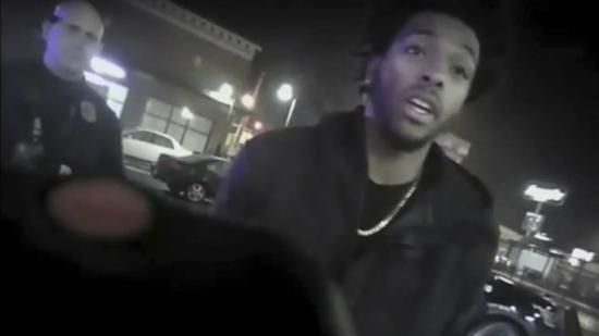 Publican un vídeo con maltrato policial a un jugador afroamericano de la NBA