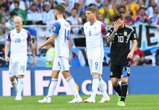 Messi falla un penal, Argentina e Islandia empatan a un gol