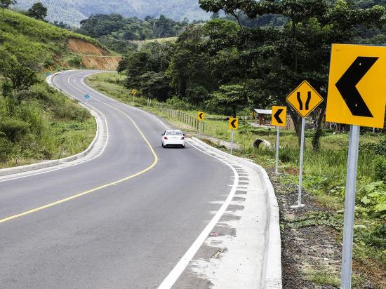 Dos carreteras fueron entregadas por el Gobierno Provincial de Manabí
