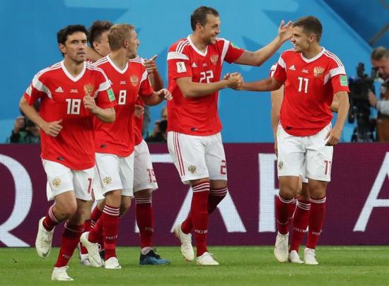 Rusia da un paso de gigante a los octavos ganando 3-1 a Egipto