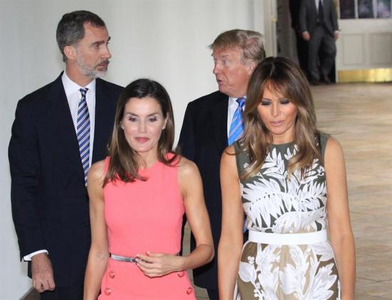 Melania Trump y Letizia muestran cordialidad en su primer encuentro