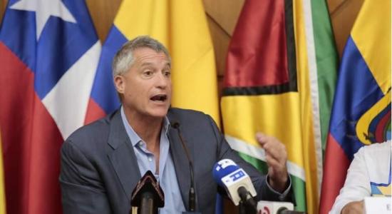 Corte internacional suspende a abogado de comunidades ecuatorianas que ganó contra Chevron