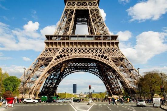 París cerrará la torre Eiffel y se blindará para la final del Mundial