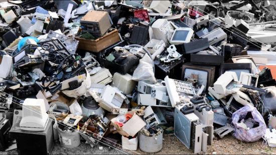 Cuando las cosas no sirven: ¿Sabes a dónde se van los desechos tecnológicos?