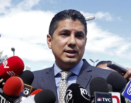 Concluye la instrucción fiscal del caso que salpica al expresidente Correa