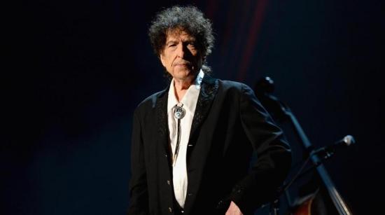 Subastan por casi 30.000 dólares una carta manuscrita de Bob Dylan de 1975