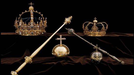 Roban dos valiosas coronas de reyes suecos del siglo XVII