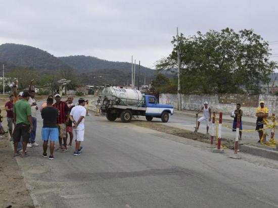 Sucre: Habitantes de ciudadela Fanca de Leonidas Plaza piden que se dejen accesos