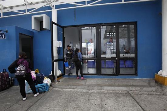 La exigencia de pasaporte reduce en más de 50 % llegada de venezolanos a Perú