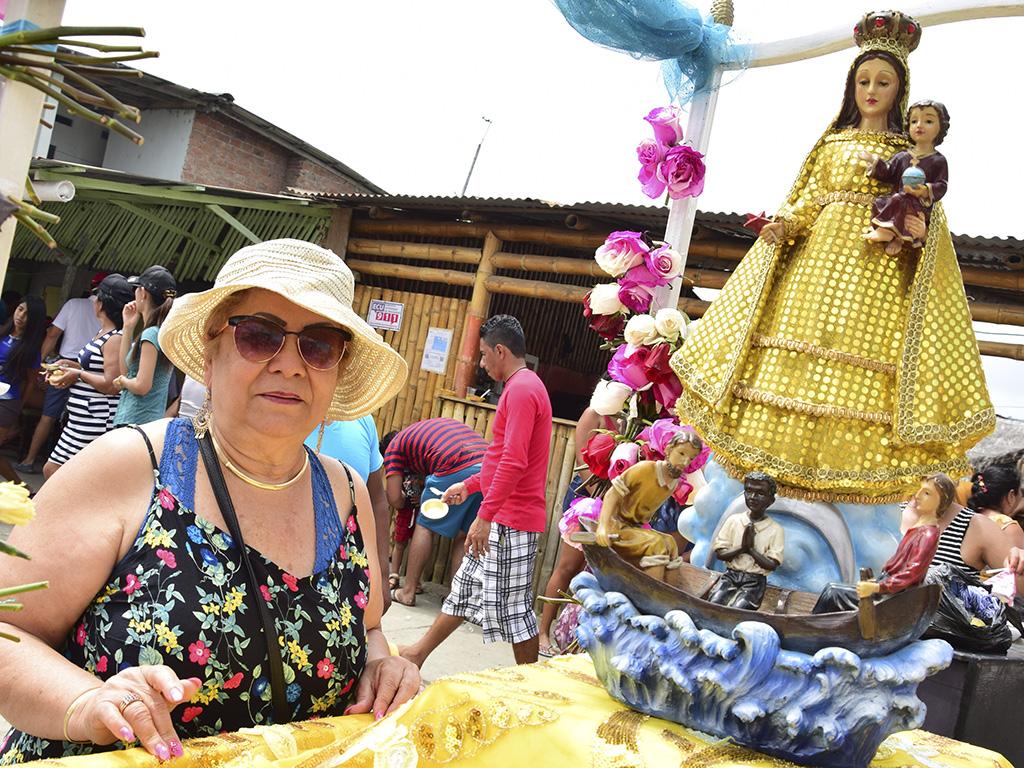 Sombra combinación hacha Inician fiestas religiosas | El Diario Ecuador