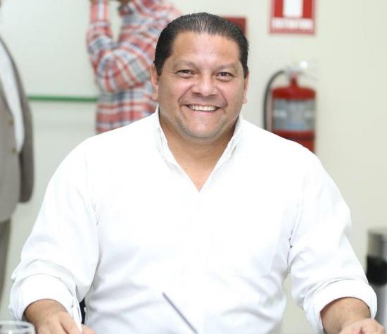 Xavier Santos vuelve a ser gobernador de Manabí tras la renuncia de Fabricio Díaz