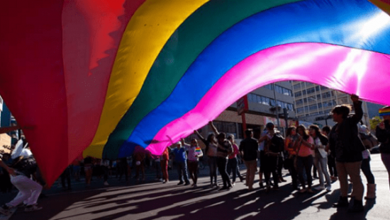 Asociación LGBT presenta proyecto legal para la inclusión laboral en Ecuador