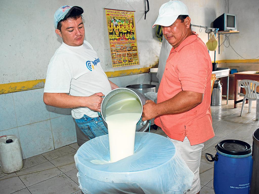 Insisten En Que Se Esta Usando Suero Por Leche El Diario Ecuador