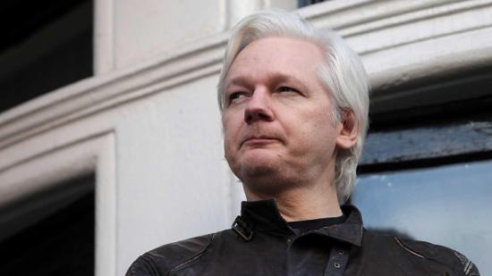 Asambleísta Paola Vintimilla pedirá anular la nacionalización de Assange