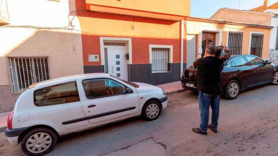 España: Ecuatoriano ataca gravemente a su esposa y se suicida al ser sorprendido por su hijo
