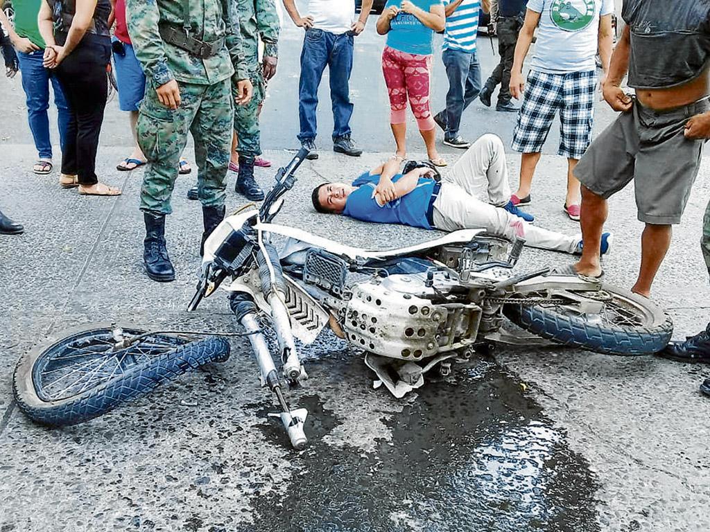 Motociclista Herido En Un Choque Con Camioneta | El Diario Ecuador