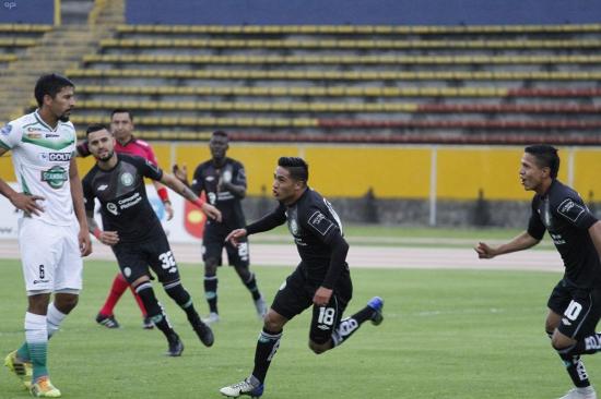 Cuatro goles en Quito disminuyen las esperanzas de Liga de Portoviejo de subir a la Serie A (4-0)