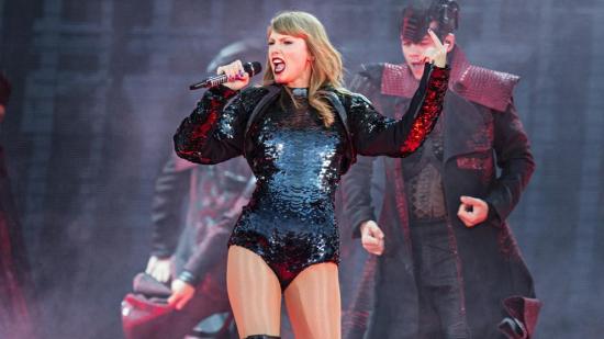 Taylor Swift usó reconocimiento facial para detectar acosadores en concierto