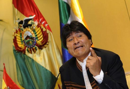 Evo Morales dice que negar su candidatura es como si Messi o Ronaldo no jugasen