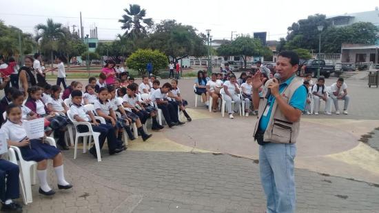 Lanzan en Sucre la campaña ''La pirotecnia no es un juego de niños''