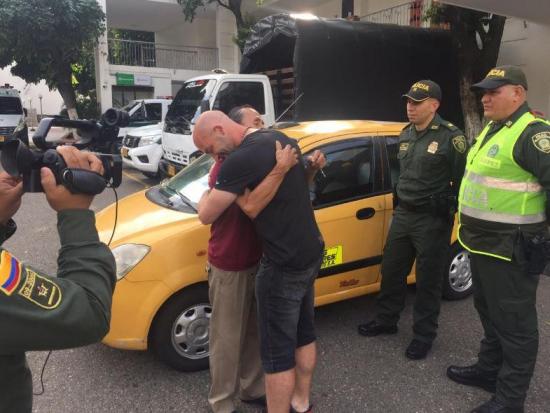 Taxista devolvió 2.600 dólares que el técnico del Cúcuta Deportivo de Colombia olvidó