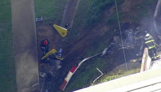 Dos muertos tras estrellarse un helicóptero en una carretera de Sao Paulo