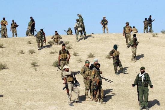 Fuerzas kurdas buscan evacuar a civiles antes de acabar con el Estado Islámico en Siria