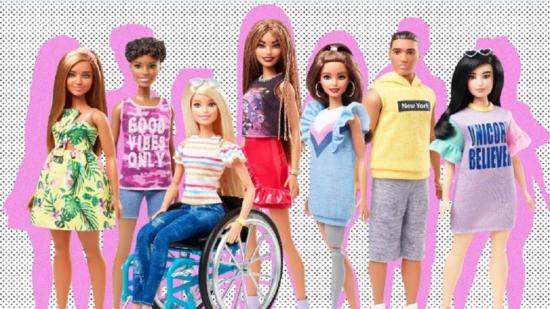 Una 'Barbie' con prótesis y una en silla de ruedas sorprenden al mundo