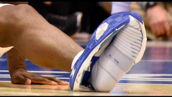 Nike está en 'crisis' por un accidente con la promesa del basquetbol, Zion Williamson