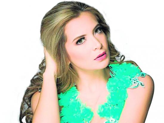 Mishell Coppiano será Manabí en el Miss Ecuador