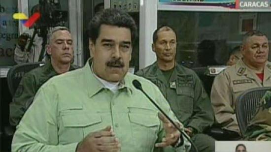 Maduro cierra frontera con Brasil y dice que evalúa hacerlo con Colombia