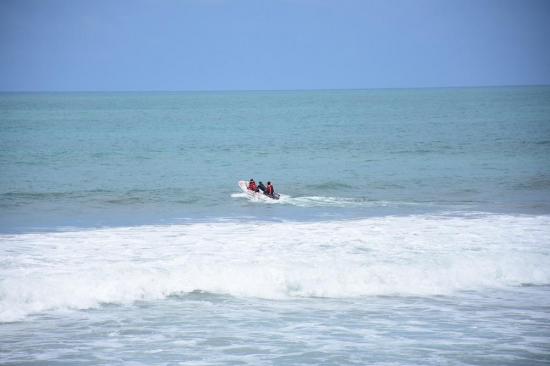 Menor desaparece mientras se bañaba en la playa de San Lorenzo