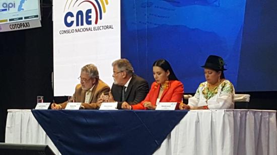 21h00: Sitio web del CNE aún no reporta resultados de la provincia de Manabí