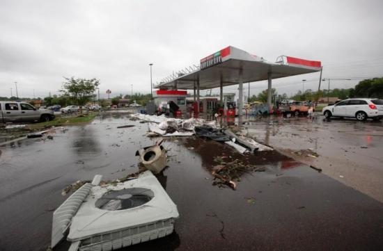 Al menos tres muertos por el paso de tornados en el sur de Estados Unidos