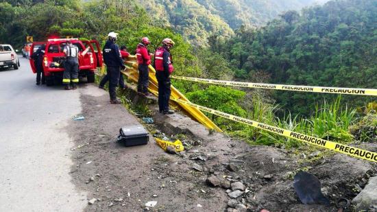 Cinco manabitas mueren en accidente de tránsito en la vía Calacalí-La Independencia