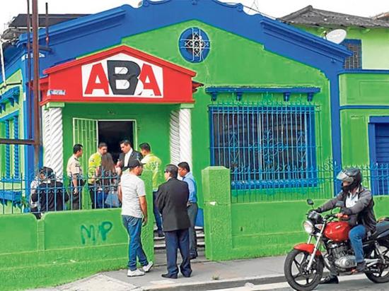 Inspeccionan oficinas de ABA en indagación contra María Vicuña
