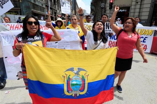 Trabajadores marchan en Ecuador contra FMI, corrupción y por trabajo digno