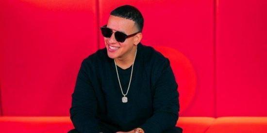 'Con Calma', de Daddy Yankee y Snow, lidera por segunda semana en Billboard