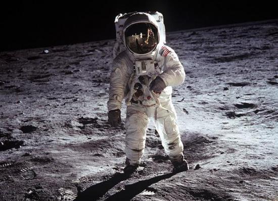 NASA mandará a una mujer por primera vez a la Luna en 2024