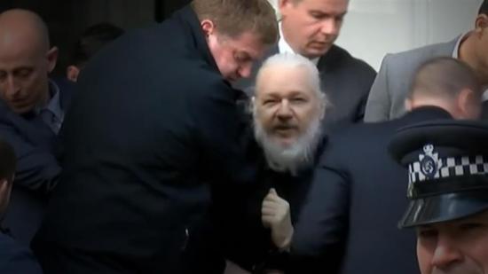 Ecuador descarta relación entre acuerdo con Londres y fin del asilo a Assange