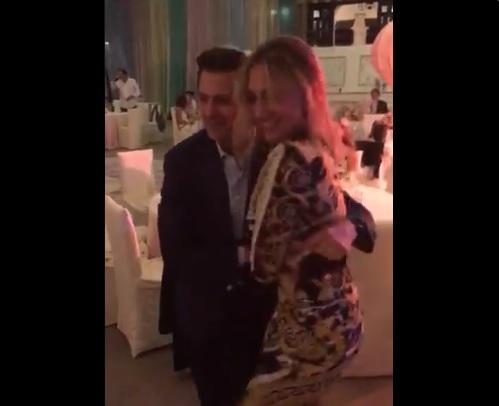 Expresidente mexicano Peña Nieto aparece con su nueva pareja bailando cumbia