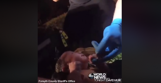 Difunden vídeo de rescate de una bebé abandonada en bolsa de plástico en EE.UU.