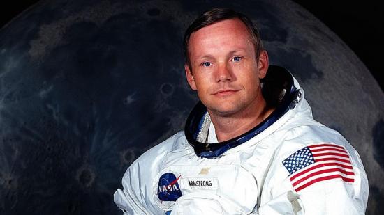 Subastan objetos de Armstrong al cumplirse 50 años del viaje a la Luna