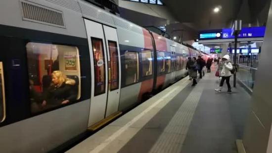 Viena ''perfuma'' sus trenes de metro para evitar los malos olores en verano