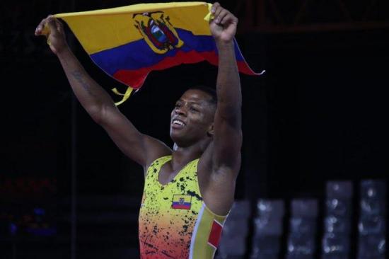 Andrés Montaño logró oro en lucha grecorromana de los Panamericanos de Lima