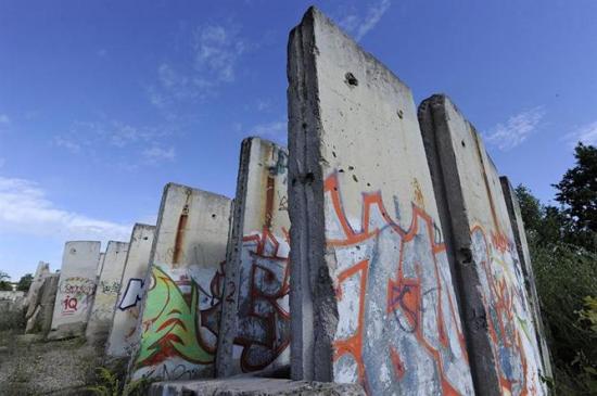 Berlín recuerda la construcción del muro