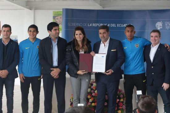 Boca Juniors firma convenio para cooperación social en Ecuador