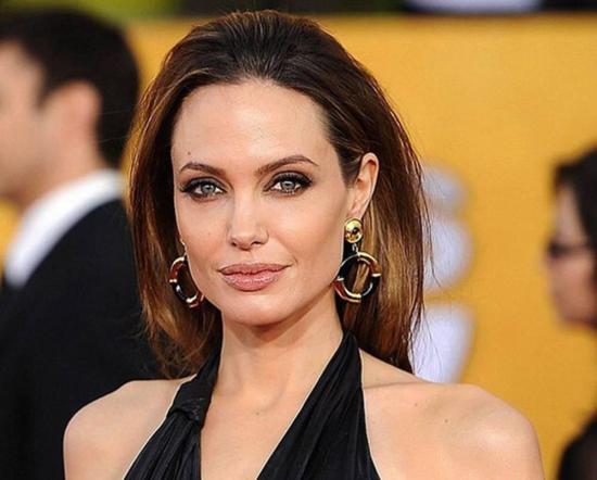 Angelina Jolie dice que los últimos años han sido duros