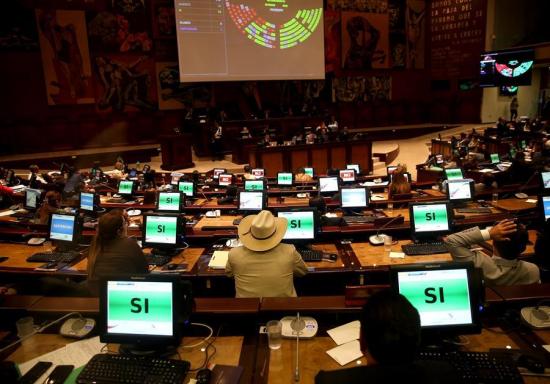 Asamblea Nacional aprueba la salida del país de Unasur