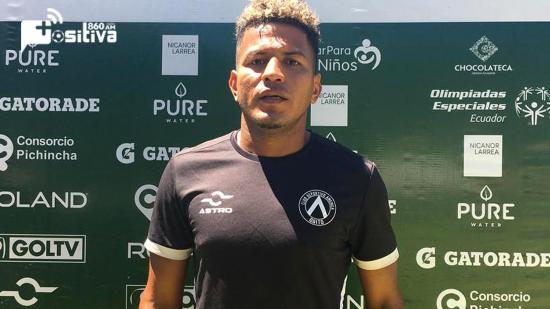 El Club América de Quito confirmó la salida de Onofre Mejía